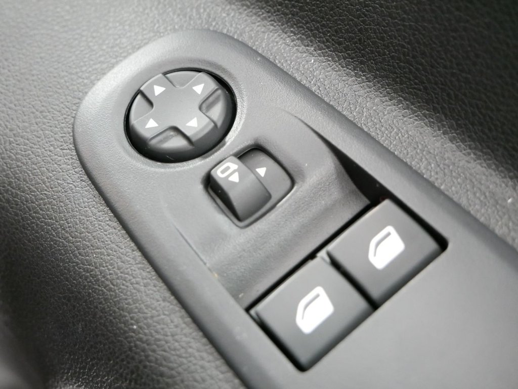 Used Vauxhall Combo 2023 for sale - 77632098: Photo 40