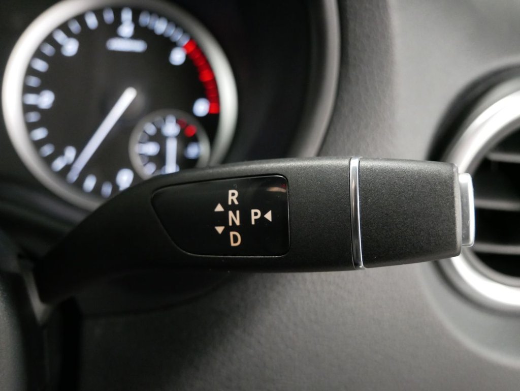 Used Mercedes-Benz Vito 2020 for sale - 77936488: Photo 29