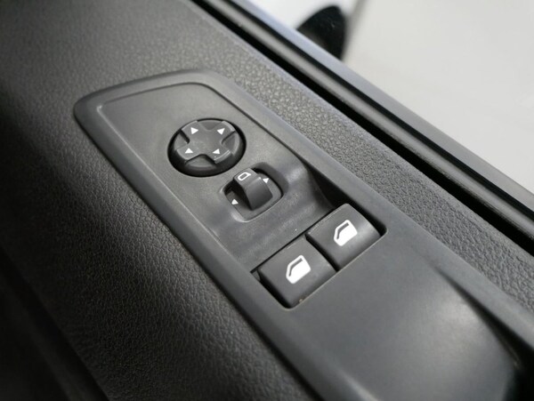 Used Vauxhall Vivaro 2023 for sale - 75528128: Photo 32