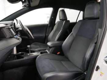 Used Toyota RAV4 2017 for sale - 74756687: Photo
