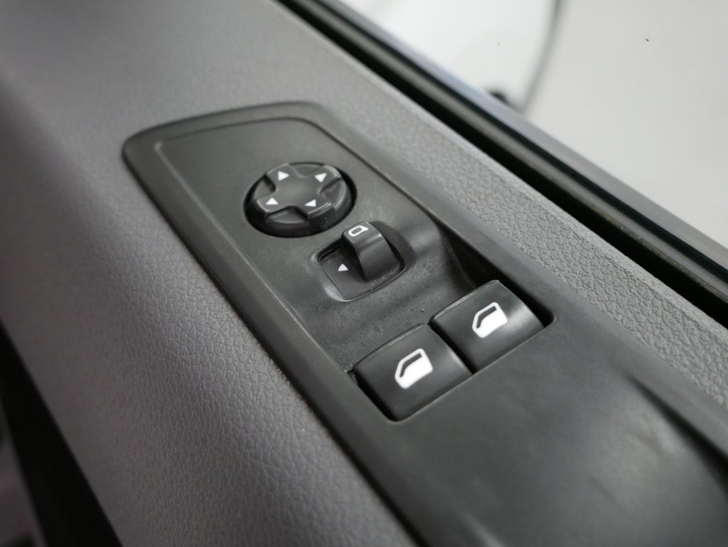 Used Peugeot Expert 2021 for sale - 78200410: Photo 40