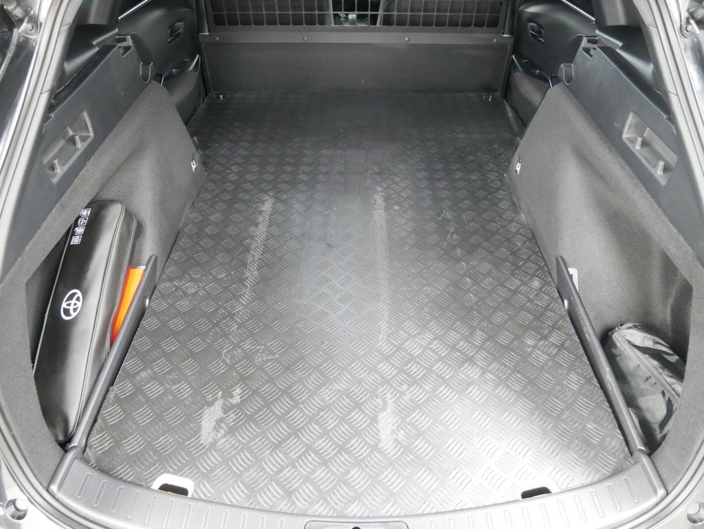 Used Toyota Corolla 2024 for sale - 76840810: Photo 37