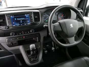 Used Peugeot Expert 2020 for sale - 76009547: Photo