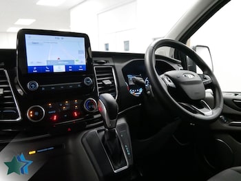 Used Ford Tourneo Custom 2022 for sale - 78749380: Photo