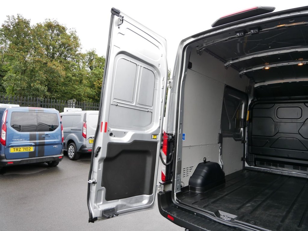 Used Ford Transit 2019 for sale - 76235540: Photo 24