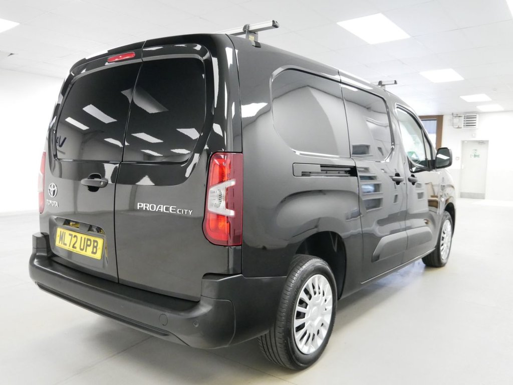 Used Toyota ProAce 2023 for sale - 77608756: Photo 17