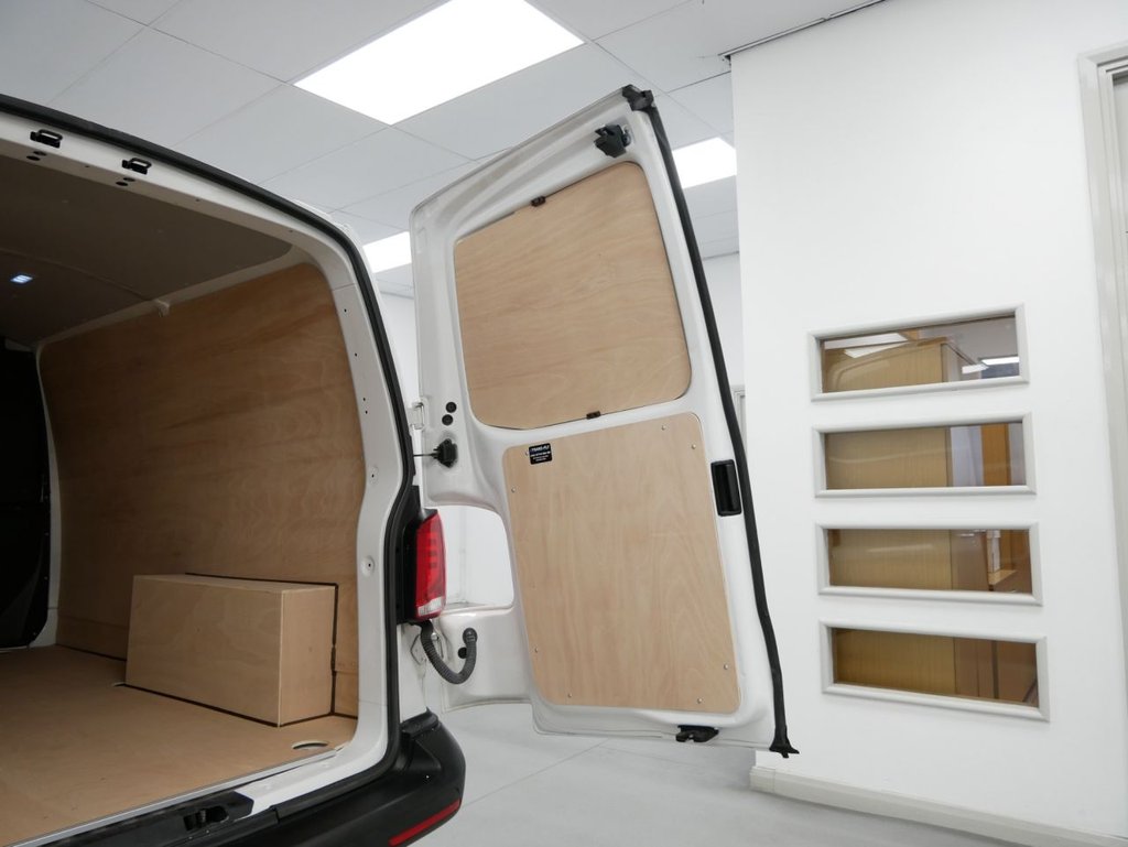 Used Volkswagen Transporter 2021 for sale - 76731253: Photo 27