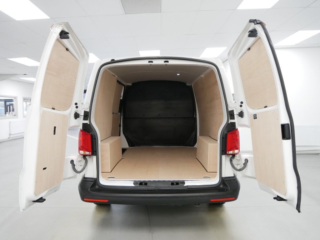 Used Volkswagen Transporter 2021 for sale - 76731253: Photo 3