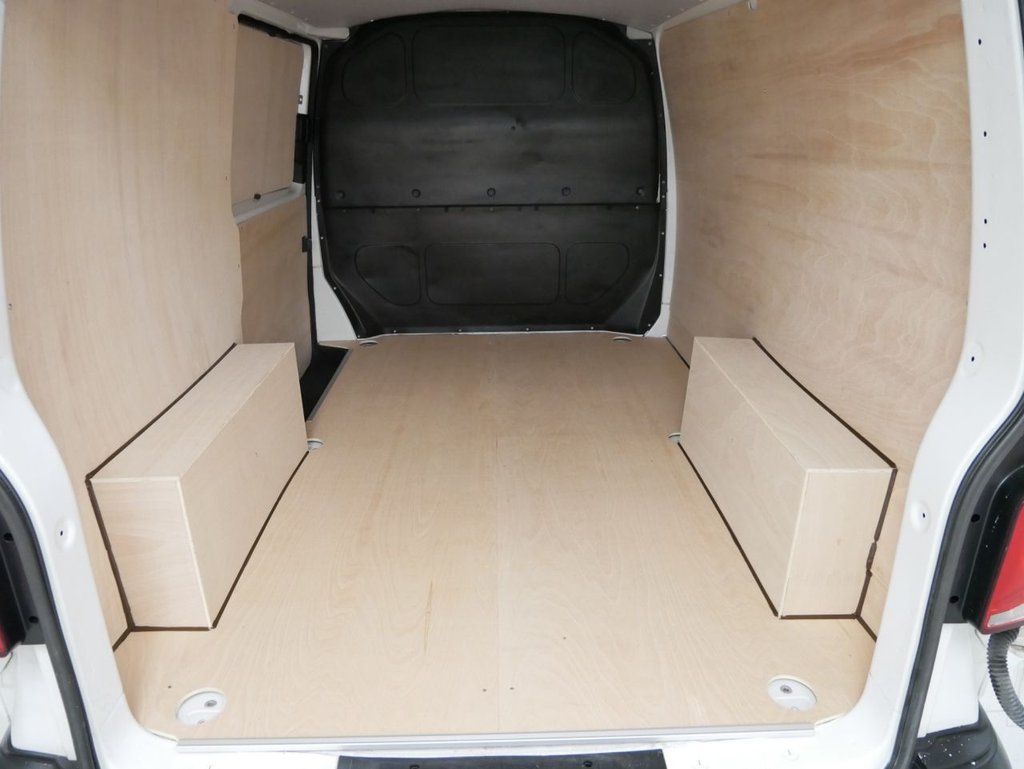 Used Volkswagen Transporter 2021 for sale - 76731253: Photo 37