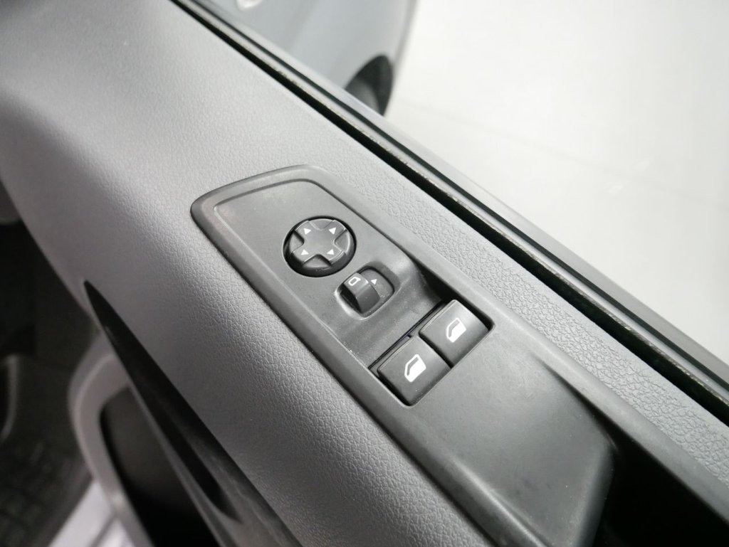 Used Peugeot Expert 2022 for sale - 78110282: Photo 40