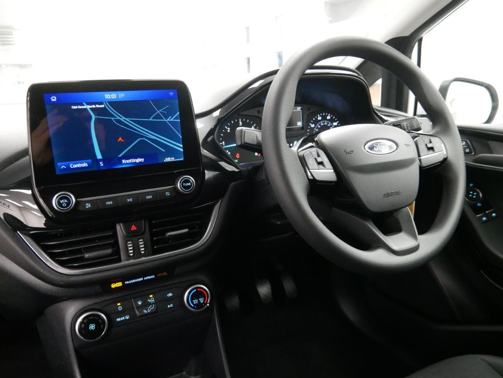 Used Ford Fiesta 2020 for sale - 77534167: Photo 2