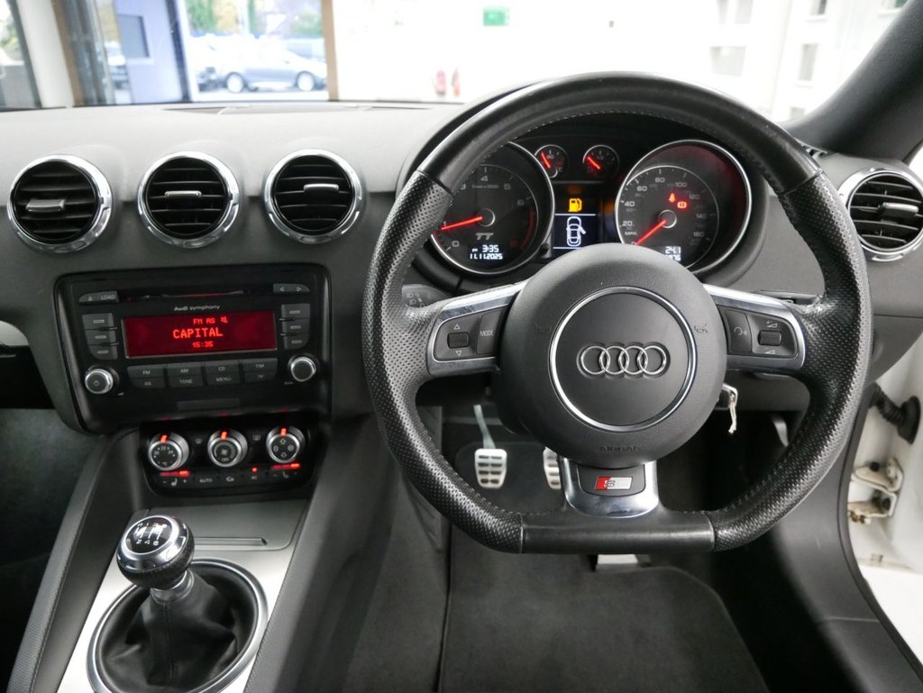 Used Audi TT 2011 for sale - 76570043: Photo 17