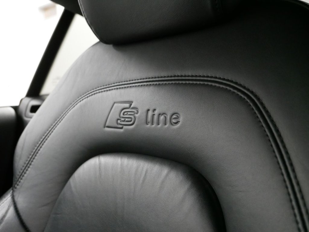 Used Audi TT 2011 for sale - 76570043: Photo 24