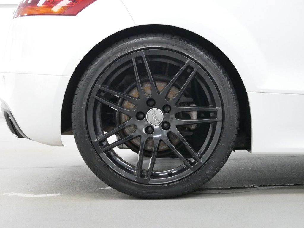 Used Audi TT 2011 for sale - 76570043: Photo 27