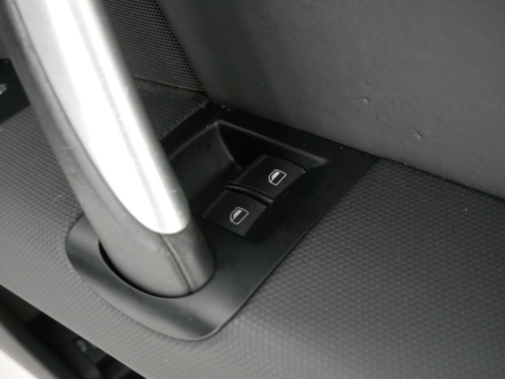 Used Audi TT 2011 for sale - 76570043: Photo 43