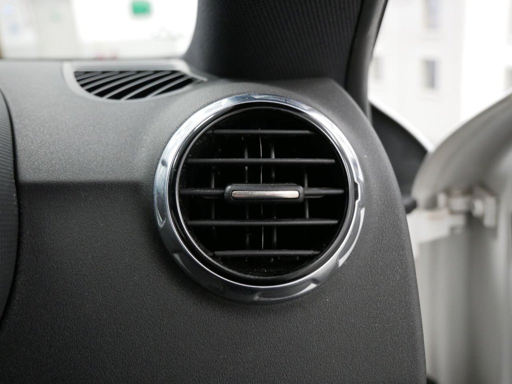 Used Audi TT 2011 for sale - 76570043: Photo 46