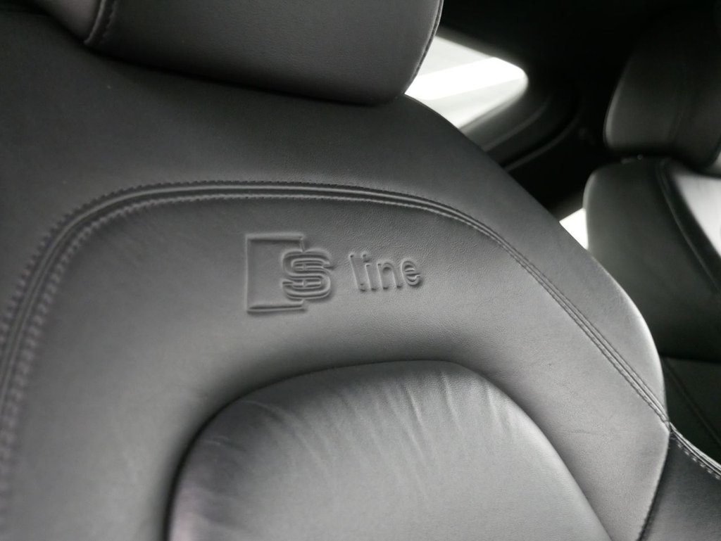 Used Audi TT 2011 for sale - 76570043: Photo 7