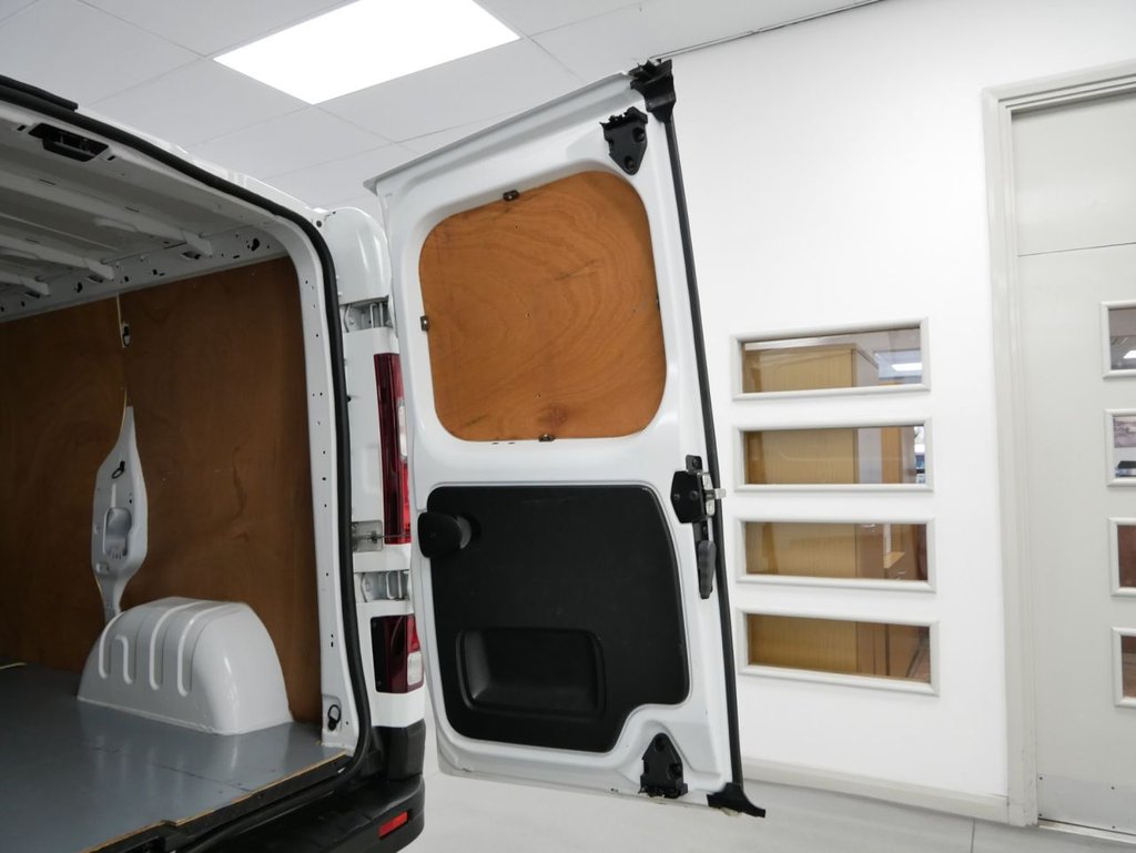 Used Renault Trafic 2022 for sale - 76686088: Photo 28