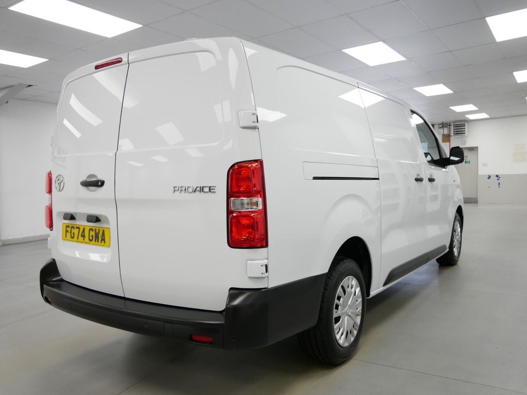 Used Toyota ProAce 2024 for sale - 77835128: Photo 14