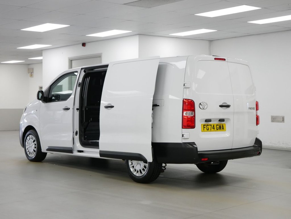 Used Toyota ProAce 2024 for sale - 77835128: Photo 36