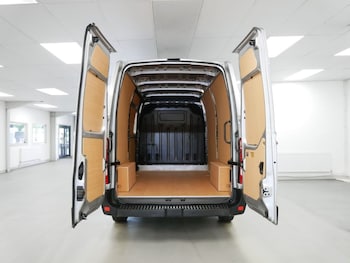 Used Nissan Interstar 2022 for sale - 79563166: Photo