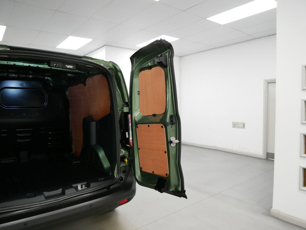 Used Ford Transit Courier 2024 for sale - 76303499: Photo 26