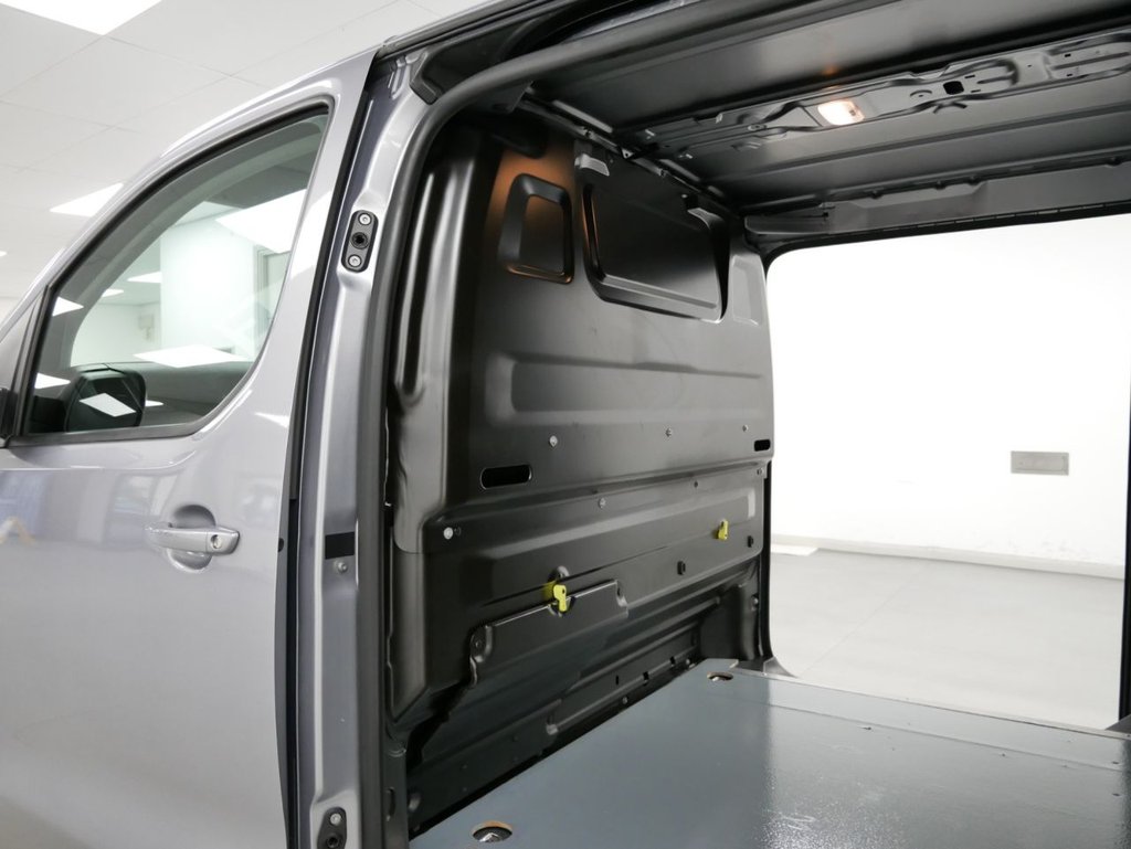 Used Vauxhall Vivaro 2021 for sale - 76223066: Photo 29