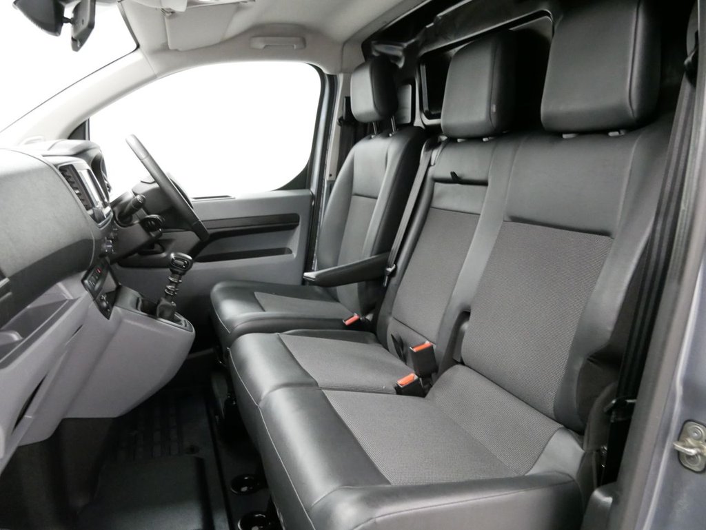 Used Vauxhall Vivaro 2021 for sale - 76223066: Photo 5