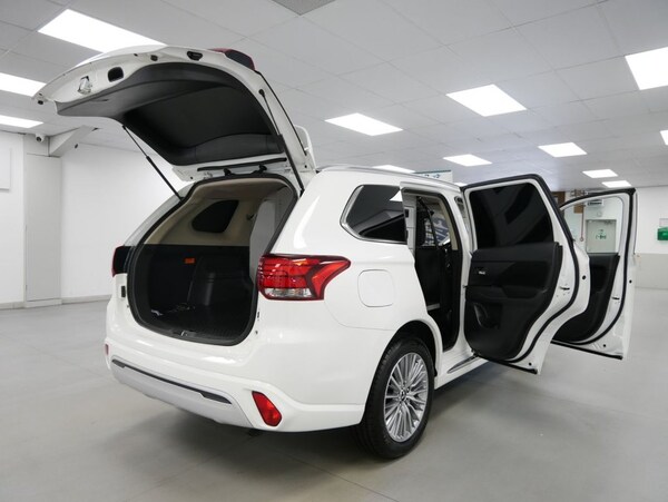 Used Mitsubishi Outlander 2020 for sale - 75254024: Photo 28