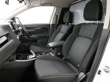 Used Mitsubishi Outlander 2020 for sale - 75254024: Photo