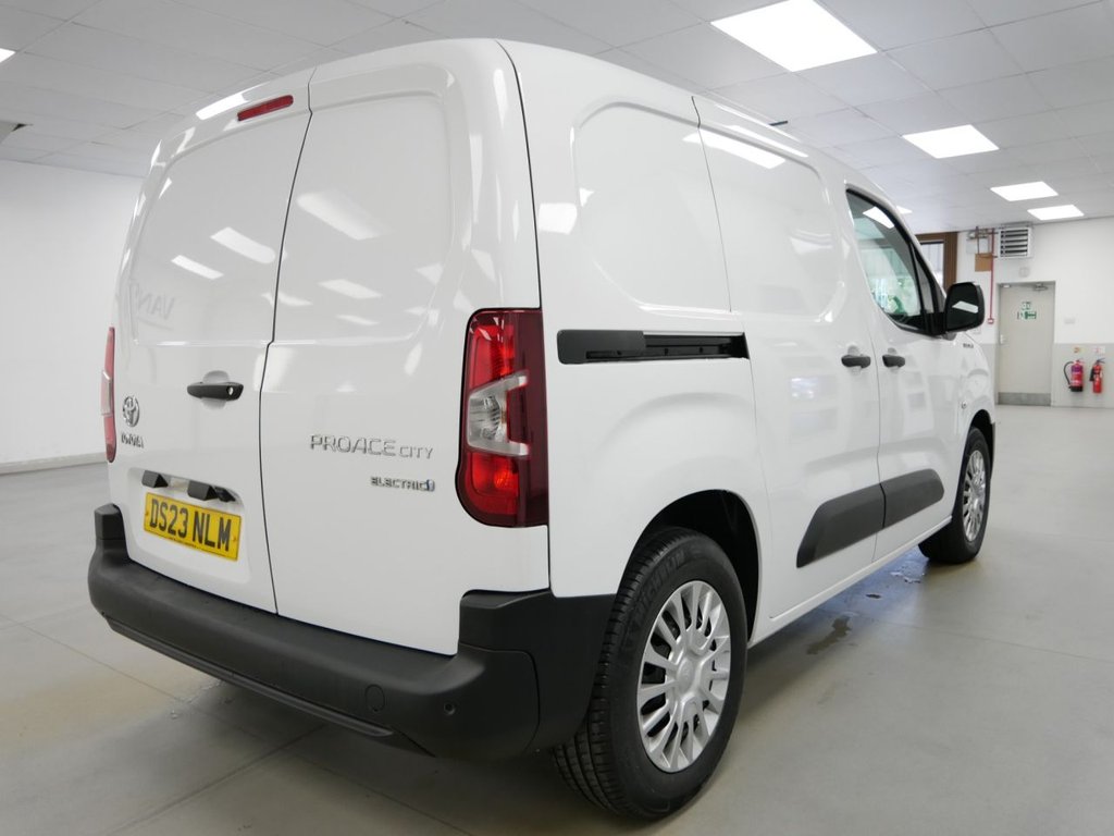 Used Toyota ProAce 2023 for sale - 77451605: Photo 17