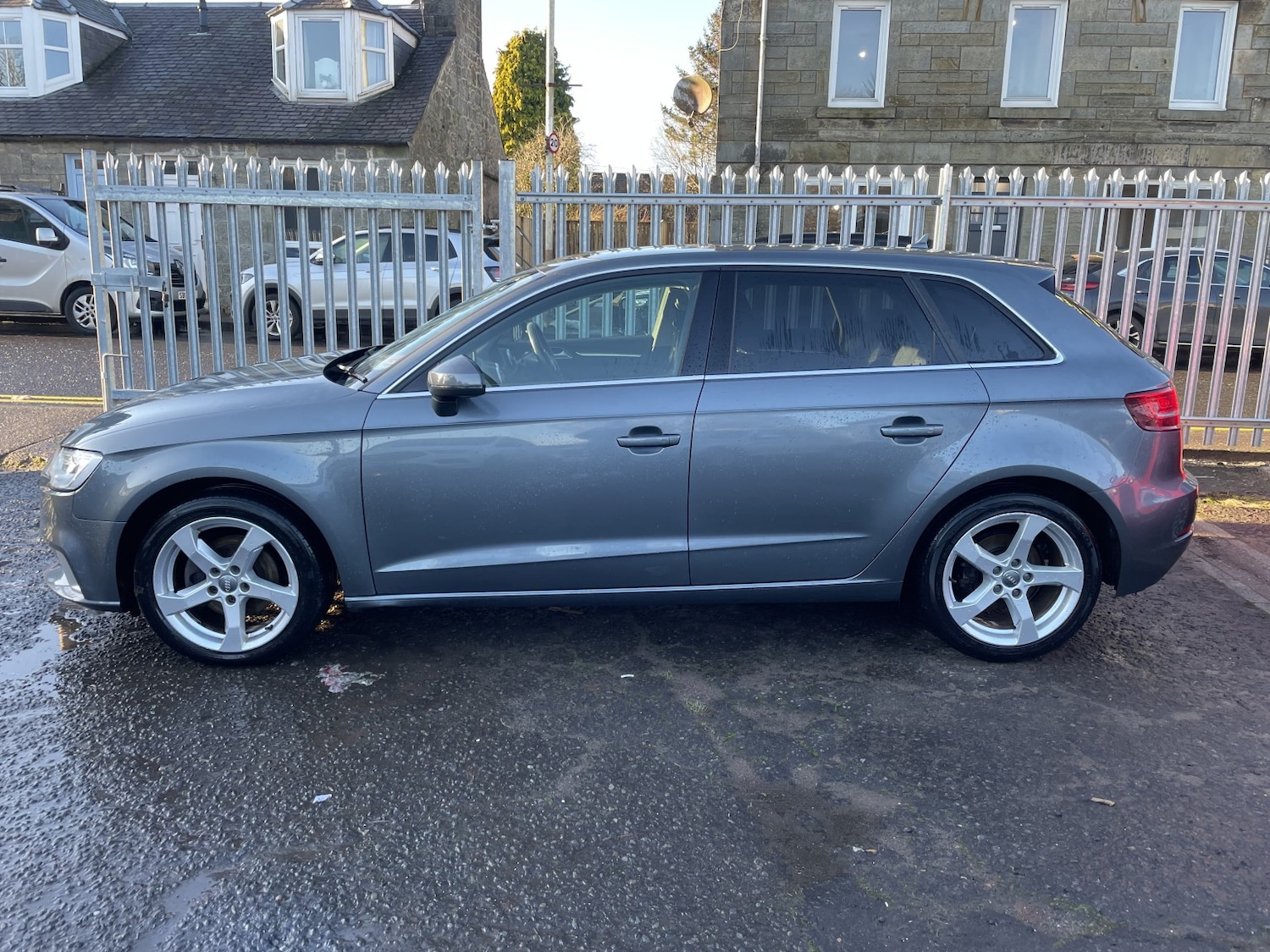 Used Audi A3 2016 for sale - 77189245: Photo 5