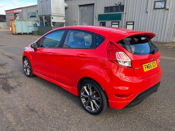 Used Ford Fiesta 2017 for sale - 76421837: Photo