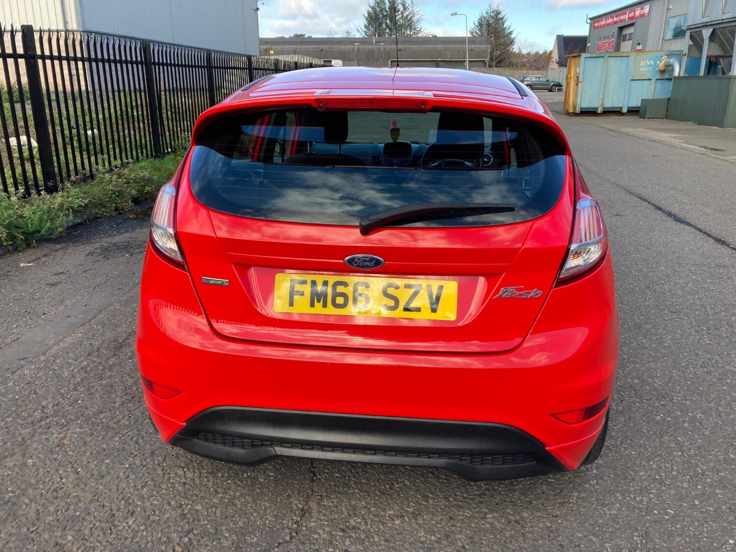 Used Ford Fiesta 2017 for sale - 76421837: Photo 6