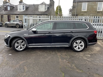 Used Volkswagen Passat 2016 for sale - 77049228: Photo