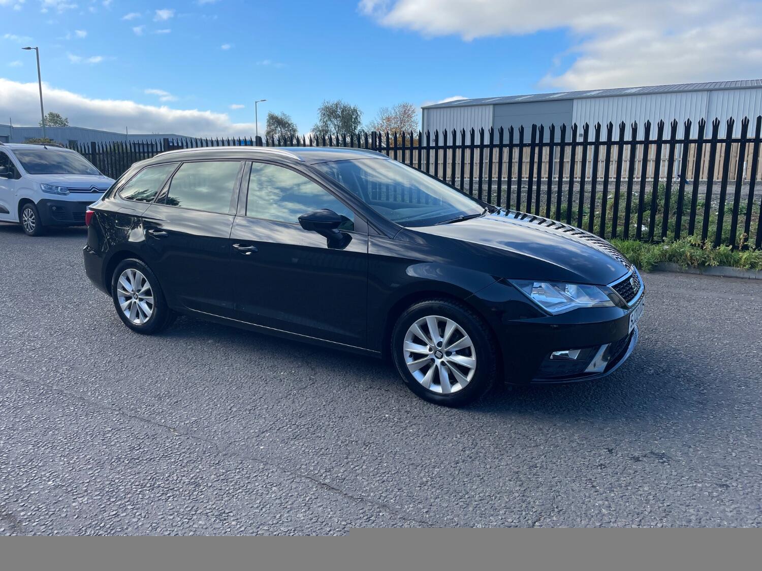Used SEAT Leon 2020 for sale - 76305618: Photo 1