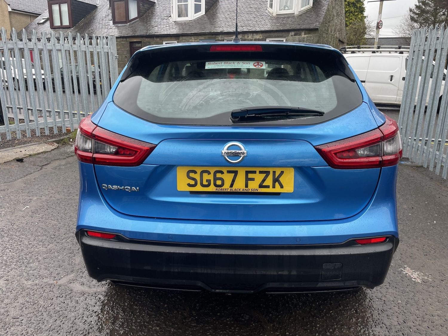 Used Nissan Qashqai 2017 for sale - 77558526: Photo 4