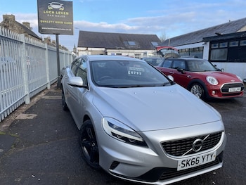 Used Volvo V40 2016 for sale - 77264375: Photo