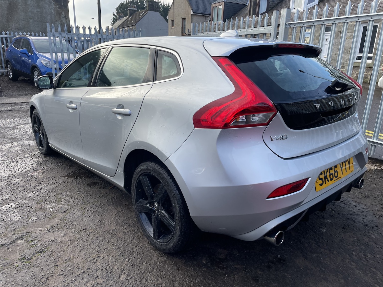 Used Volvo V40 2016 for sale - 77264375: Photo 6