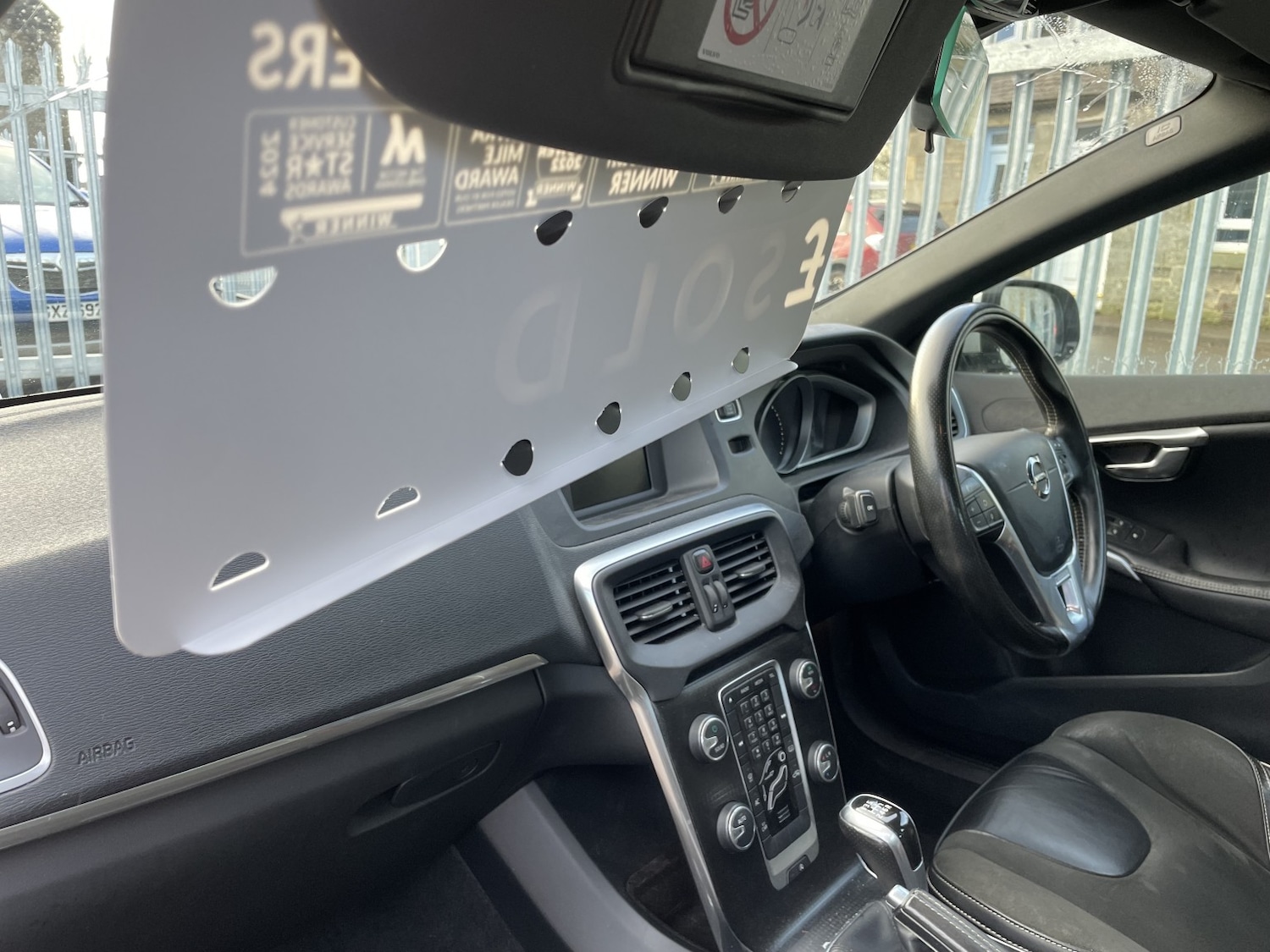 Used Volvo V40 2016 for sale - 77264375: Photo 8