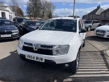 Used Dacia Duster 2014 for sale - 78273924: Photo