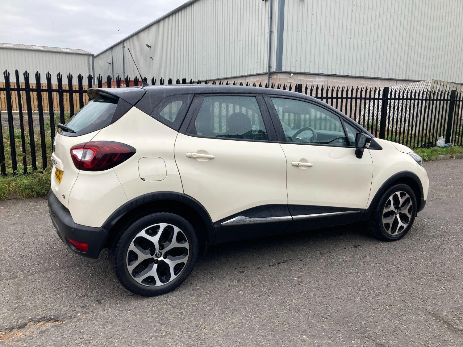 Used Renault Captur 2018 for sale - 76312466: Photo 3