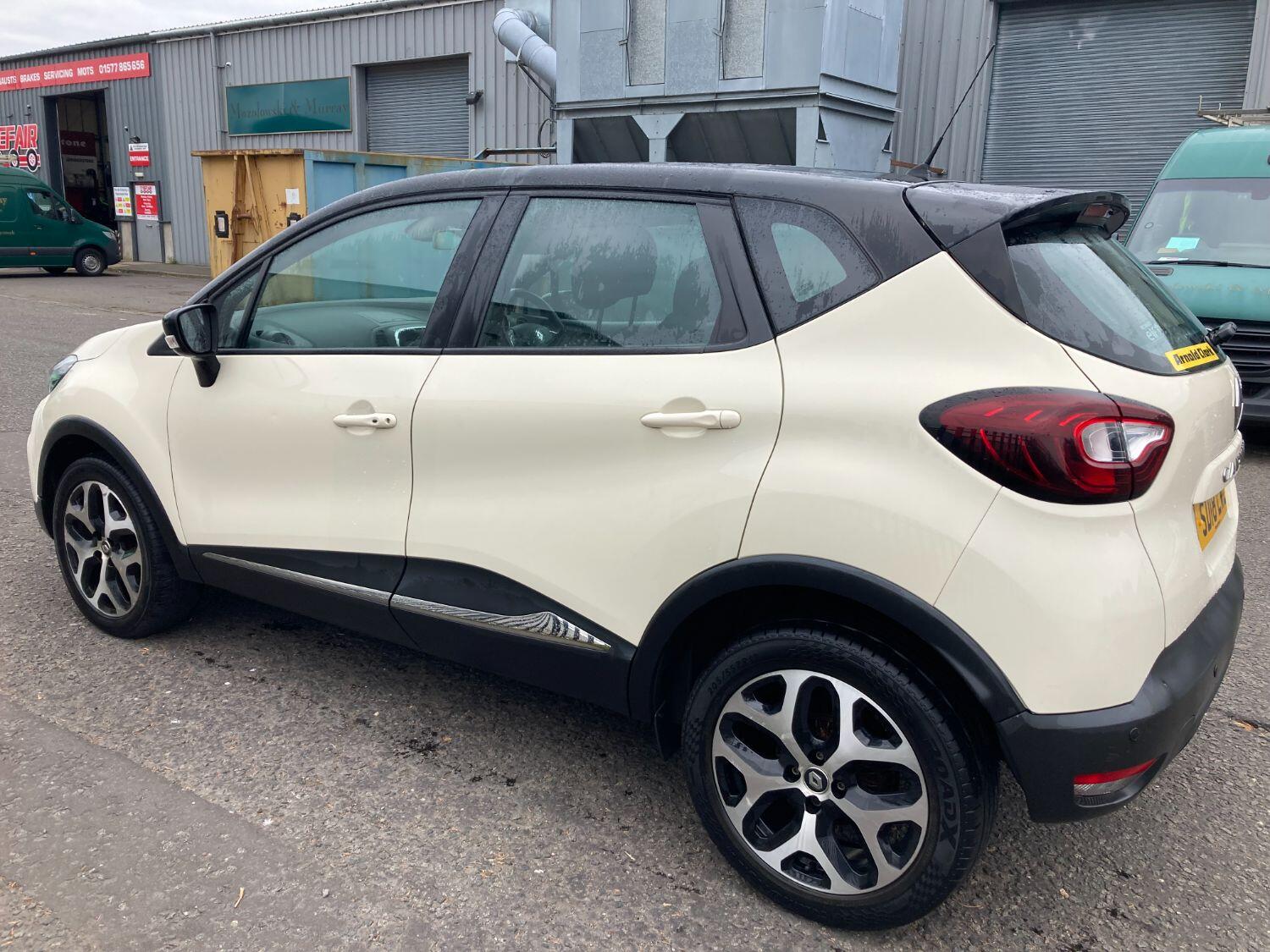 Used Renault Captur 2018 for sale - 76312466: Photo 4