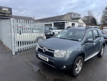 2014 - 1.5 Laureate dCi 110 4x4 5-Door