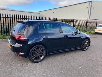 Used Volkswagen Golf 2016 for sale - 76305663: Photo