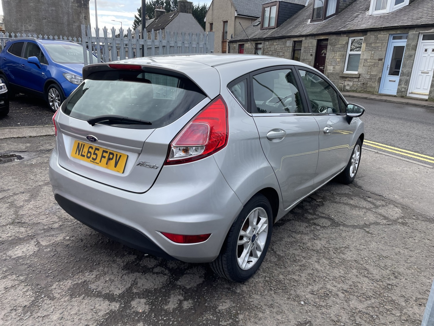 Used Ford Fiesta 2015 for sale - 77715085: Photo 3