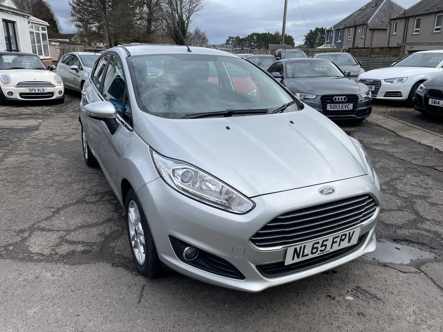 Used Ford Fiesta 2015 for sale - 77715085: Photo 4