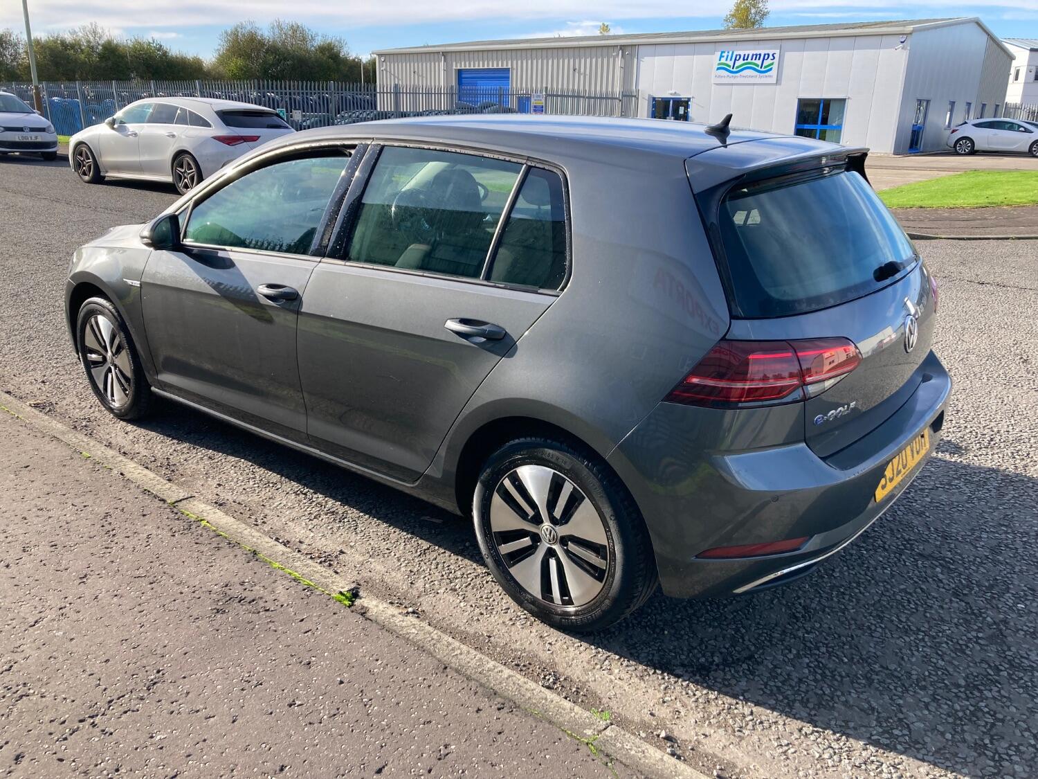 Used Volkswagen Golf 2020 for sale - 76421868: Photo 4