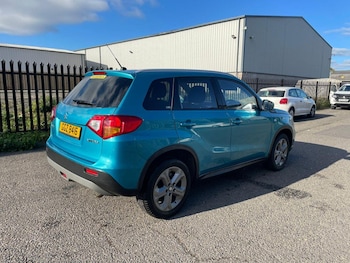 Used Suzuki Vitara 2017 for sale - 76305488: Photo
