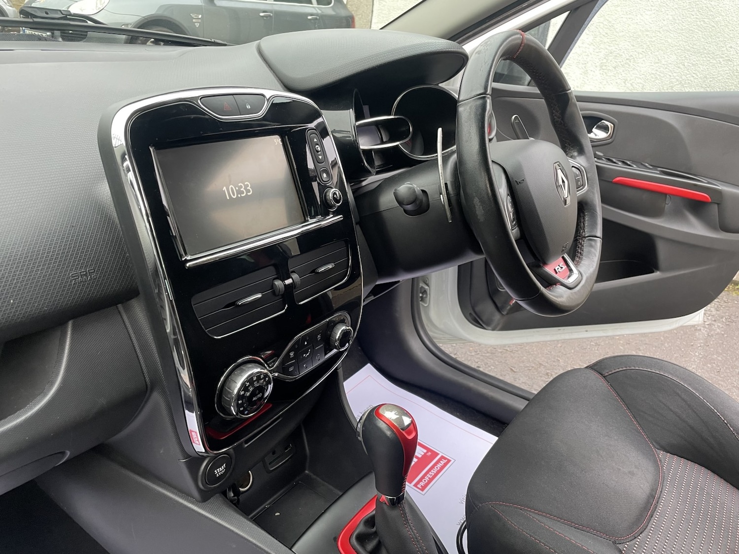 Used Renault Clio 2014 for sale - 77049263: Photo 23